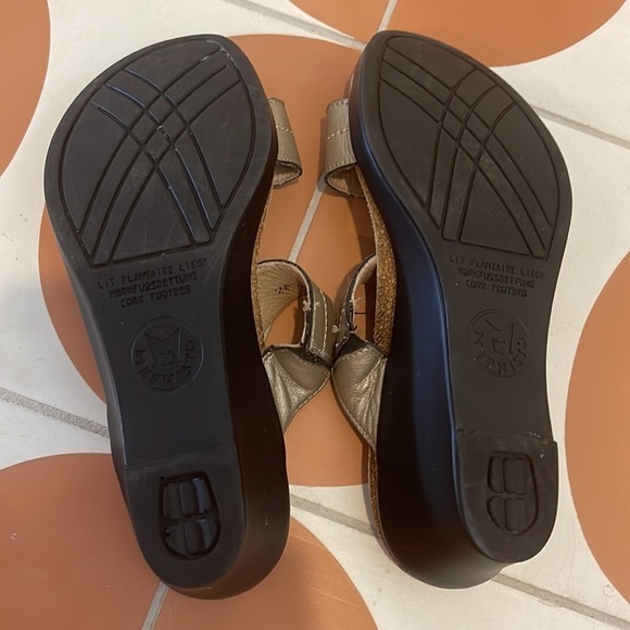 Mephisto Leather Sandals - Picture 5 of 7